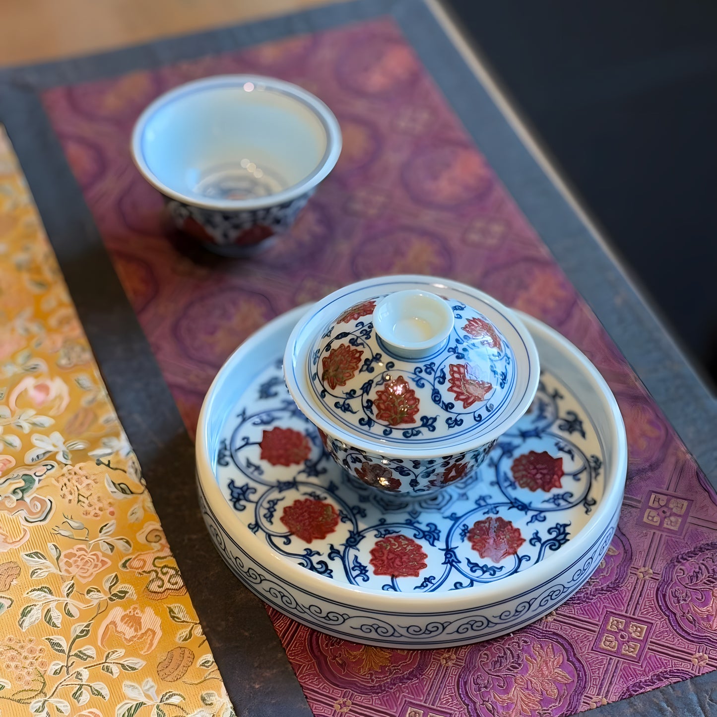 Underglaze-blue and copper-red-decorated tea sets