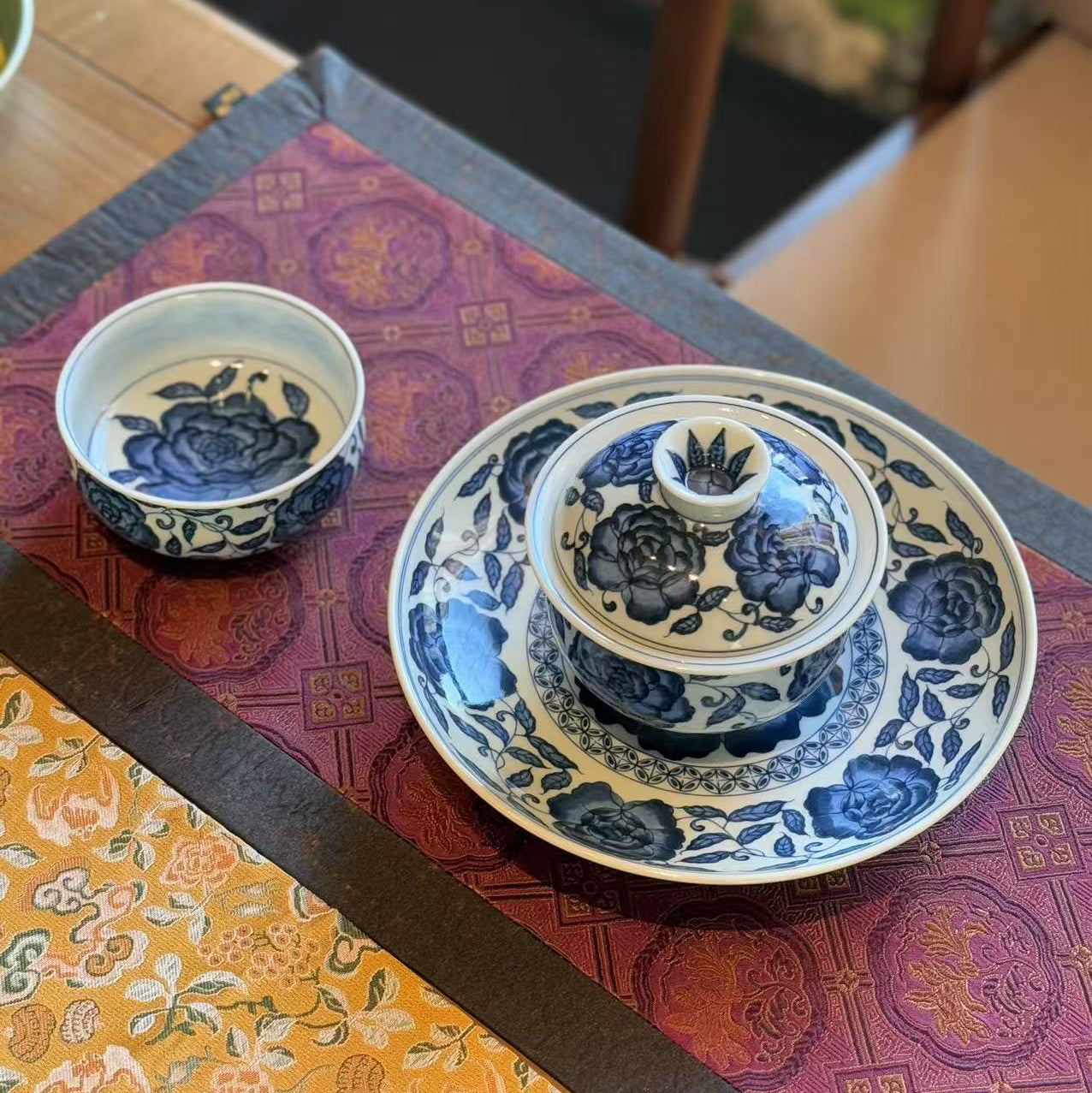 Ming-style Blue-and-white Rose-decorated Porcelain